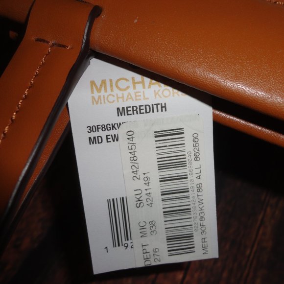 NWT Michael Kors Bag/Bag Meredith MD EW Bonded Tote Signature Cream and Brown - Picture 3 of 6